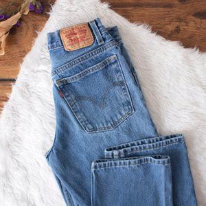 ⋆ levi’s 550 classic mom jeans